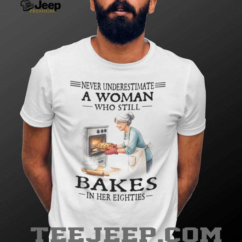 Baking Woman Grandma Old Fashioned Kitchen Hobby Shirt
