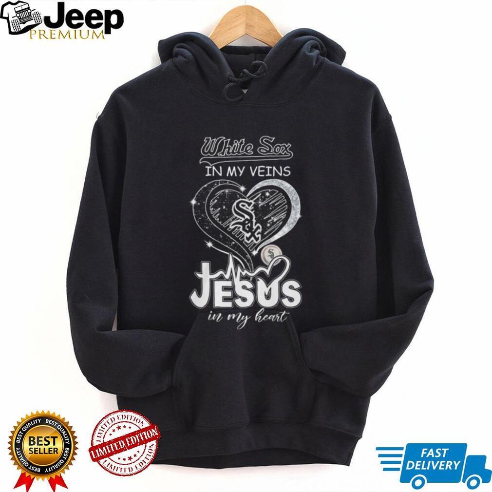 Chicago White Sox In My Veins Jesus In My Heart Heartbeat T Shirt