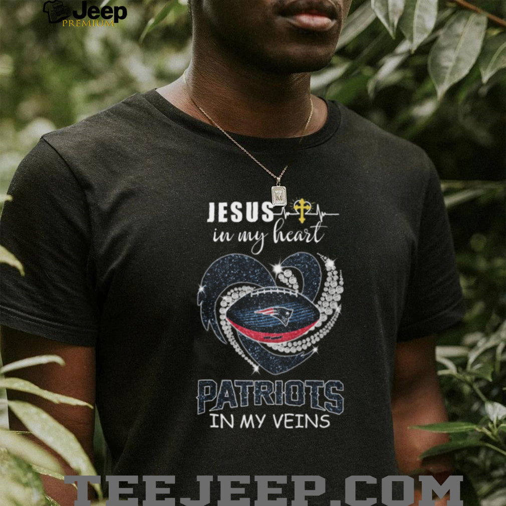 Jesus In My Heart Patriots In My Veins New England Football Faith Glitter Graphic T Shirt