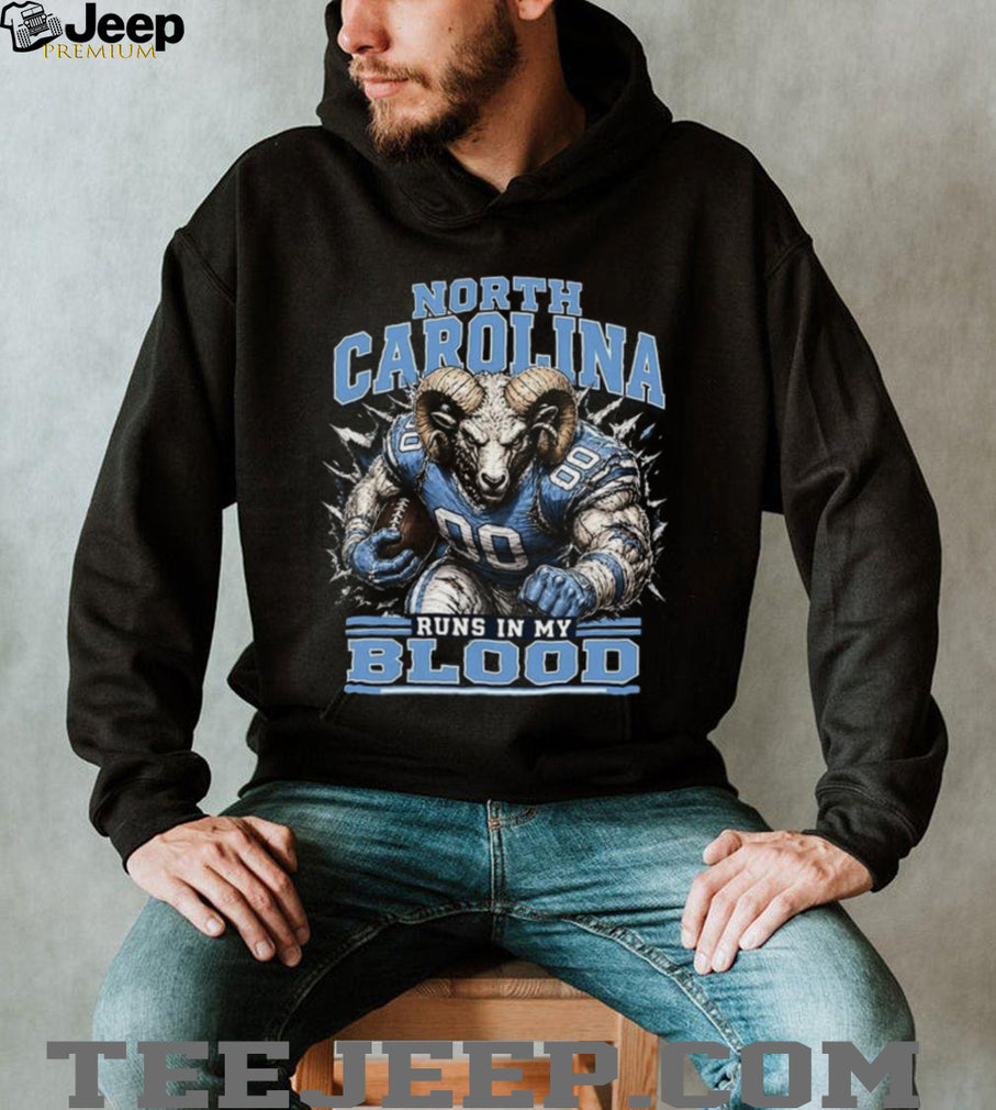 North Carolina Tar Heels Ram Mascot Runs In My Blood Vintage Men Fans Shirt