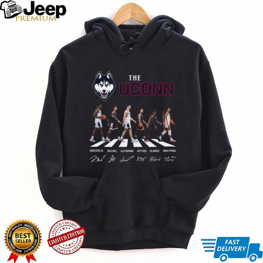 UConn Huskies Abbey Road Basketball Team Signatures Black T Shirt