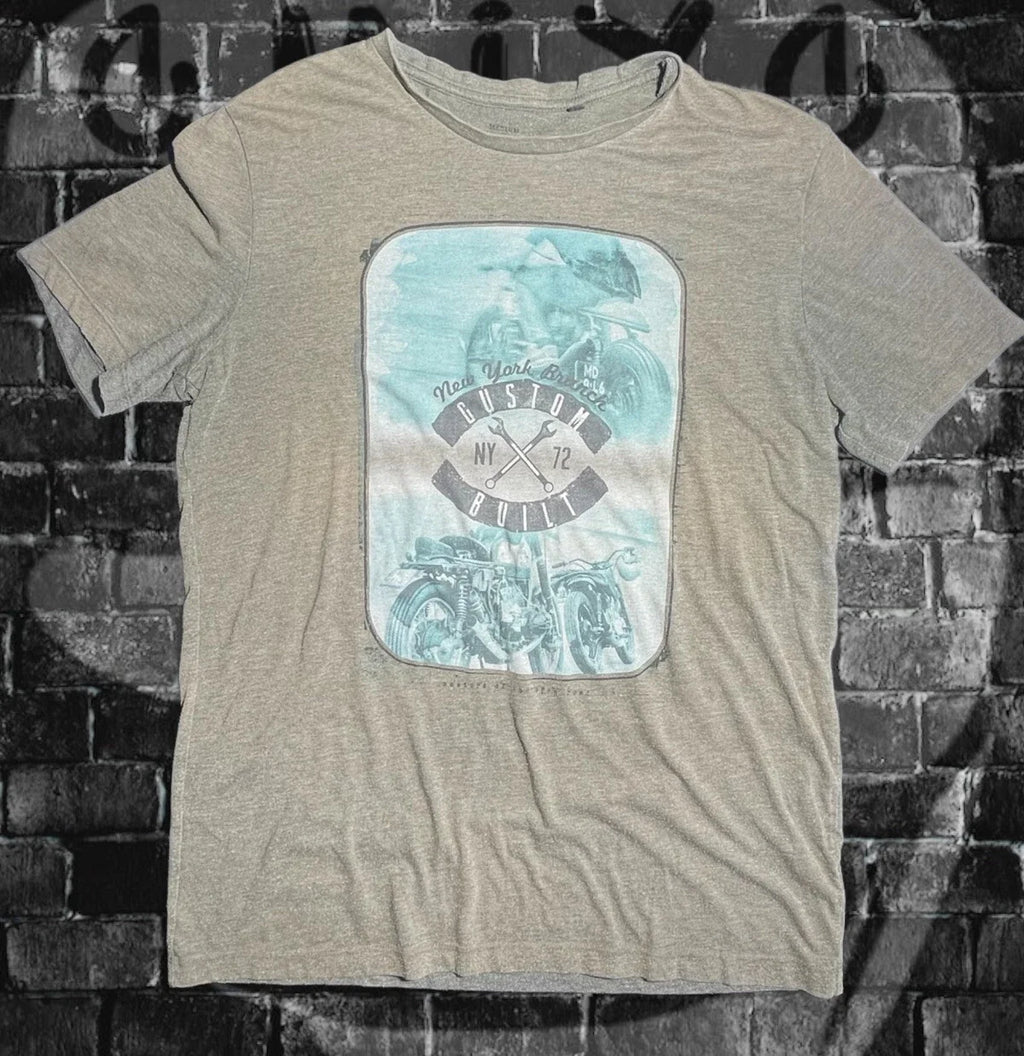 New York Branch Custom Built Motorcycle Men’s Short Sleeve T-shirt Medium Green