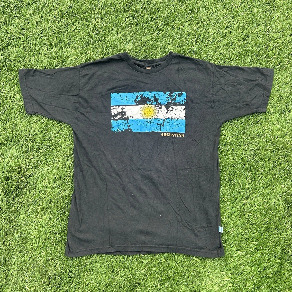 Vintage Argentina Distressed Flag Black Graphic Soccer Tee T-Shirt Mens Large L