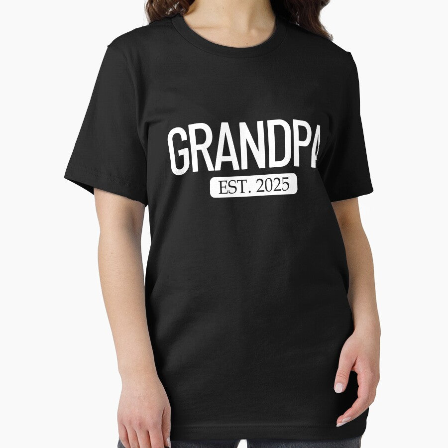 Grandpa Est. 2025 New Grandparent Gift Men's Grandpa Gear by DynamicDesign